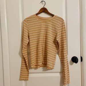 american eagle long sleeve- tags on!